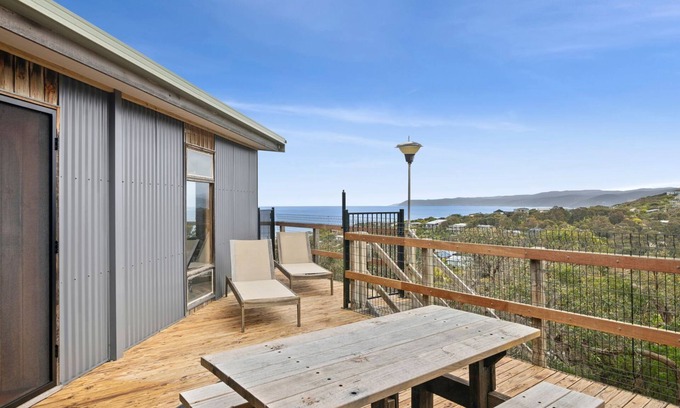 Fairhaven House | Ridge View -A coastal retreat is perfectly positioned for a variety of nearby activities.