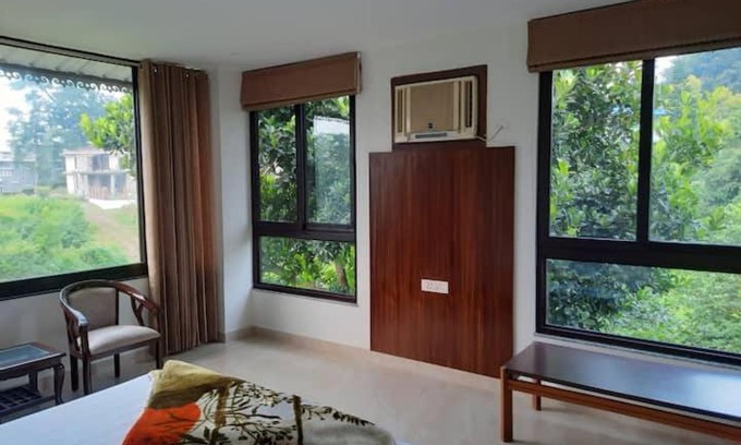 Bullawala Villa | Ridge view cottage