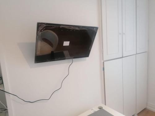 Quartier de la Goutte-d'Or Apartment | Rimk Location