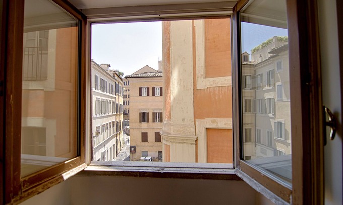 Rione VIII Sant'Eustachio Apartment | Rinidia Roma Centro