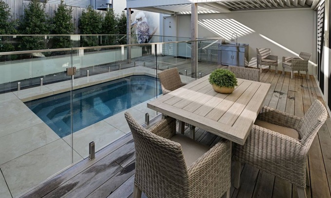 Inverloch House | RIPPLE INN - POOL, LINEN & WIFI INCLUDED