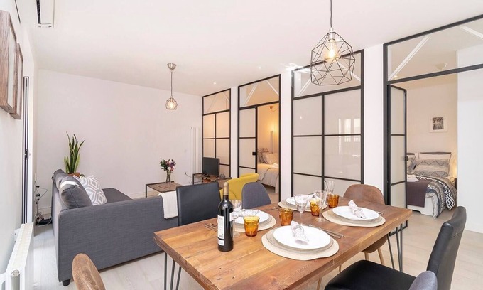 Embajadores Apartment | Risueño Apartamento cerca de Sol/Calle Encomienda