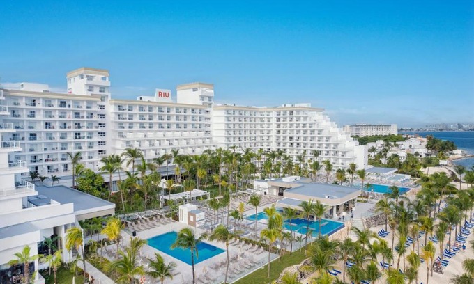 Zona Hotelera Resort | Riu Caribe - All Inclusive