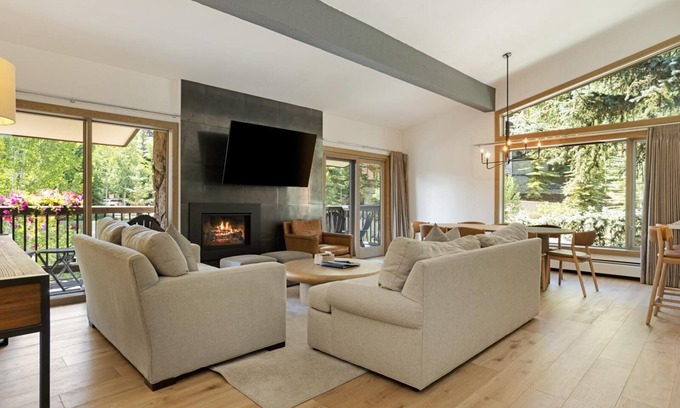 Vail Apartment | Riva Ridge Premium 740 | 2BR Vail Village