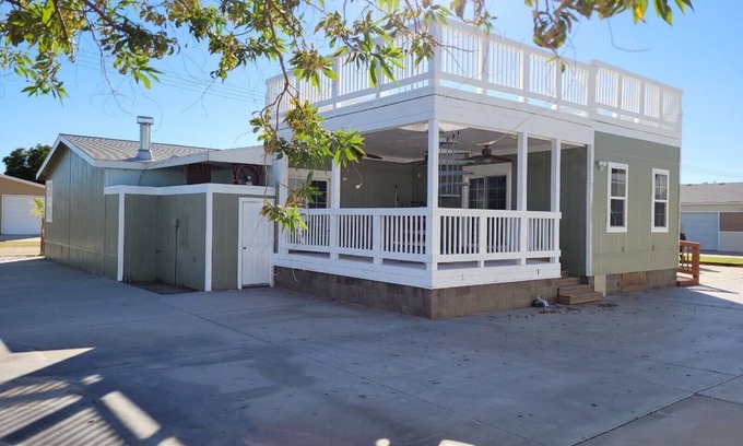 Inland Empire House | River Home Steps to Water Near Parker-Blythe