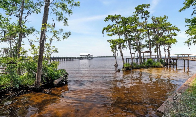 St. Augustine House | River House Retreat