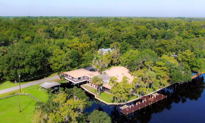 Astor Cabin | Riverbend Lodge- Special Discounts October/November 2025! BOOK NOW!