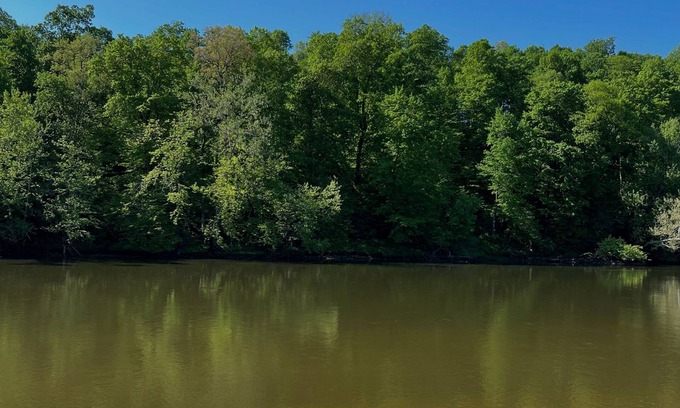 Rockfield House | Riverfront 3BR Retreat Sleeps 8 Peaceful Tippecanoe Getaway