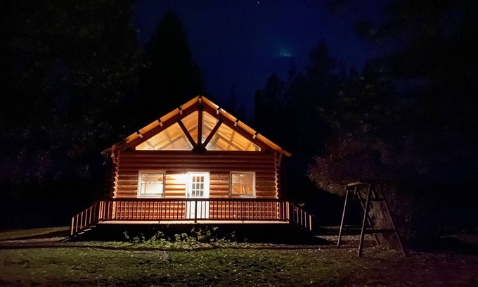 Plains Cabin | Riverfront Cabin on the Clark Fork