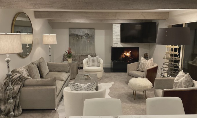 Aspen Condo | Riverfront Luxury! Gorgeous all new, street level (no stairs) in heart of Aspen