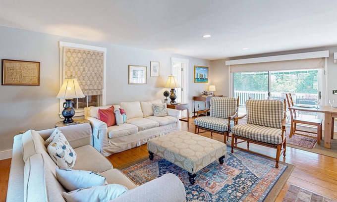 Damariscotta House | Riverfront retreat with a wood fireplace, washer/dryer, & full kitchen