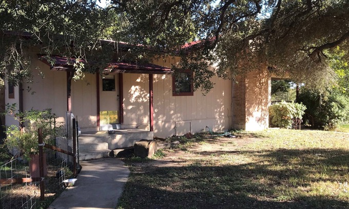 Von Ormy House | Riverfront Rustic 50 Guest Paradise