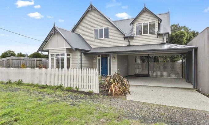 Barwon Heads House | Riverhouse at Barwon Heads