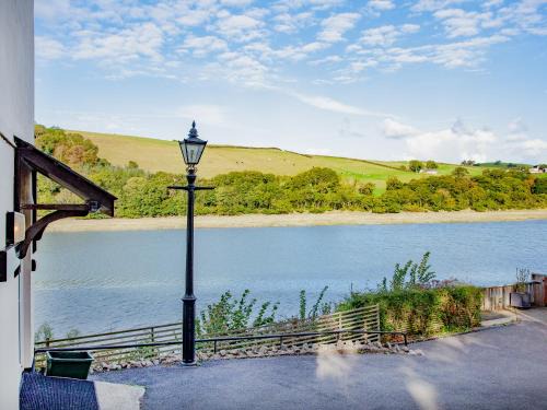 Littleham House | Riverside Apartment