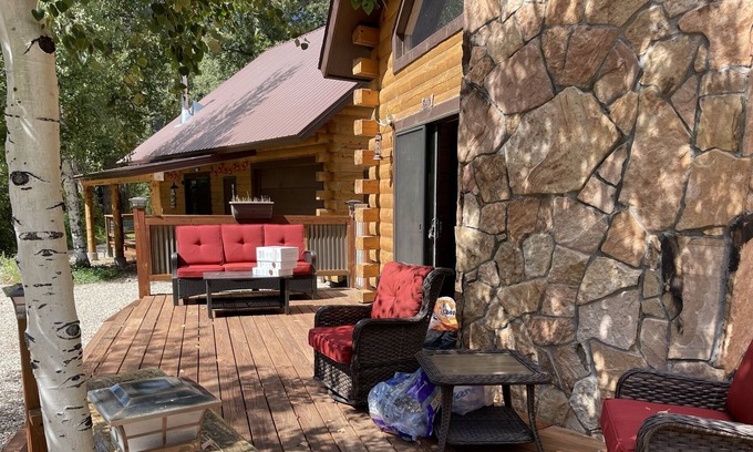 Dolores Cabin | Riverside Cabin