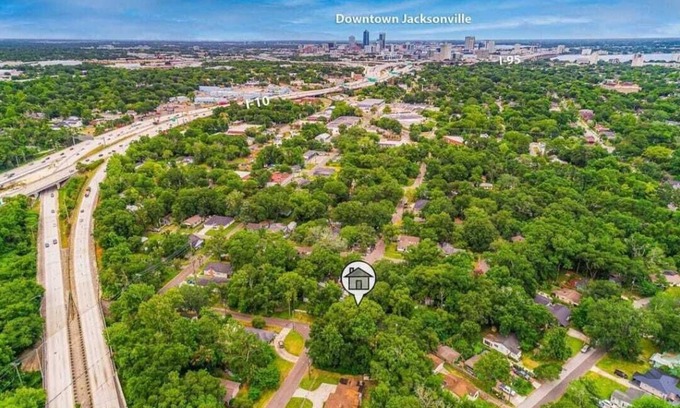 Riverside House | ✨Riverside Hidden Gem✨ W/Triple Bunk Bed Mins ➡️ JAX DT/Riverside