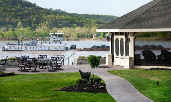Warsaw Bed & Breakfast | Riverside Inn Bed and Breakfast