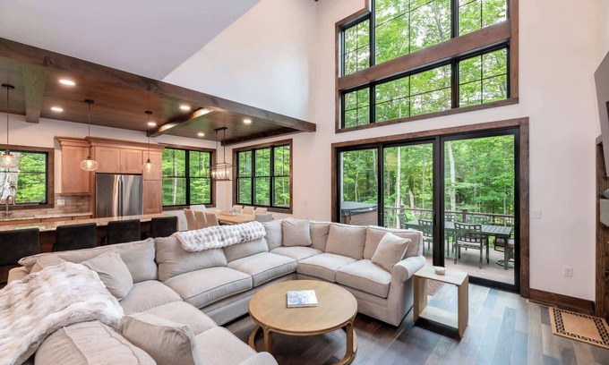Lincoln House | Riverside Oasis on South Peak