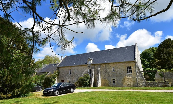 Lantheuil House | Riverside Retreat in Lantheuil