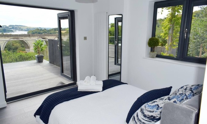 Mabe Apartment | Riverview, 2 Bedrooms,Sleeps 4, Parking,Ev charger