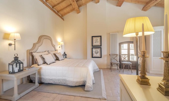 Pistoia Bed & Breakfast | Rivo della Corte