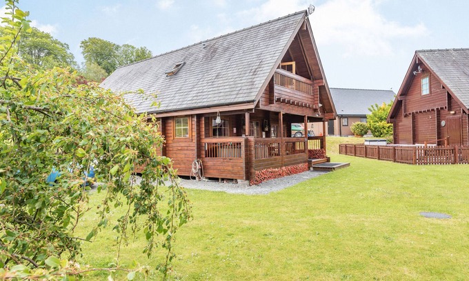 Llanbedr House | ROBIN LODGE, family friendly, character holiday cottage in Llanbedr