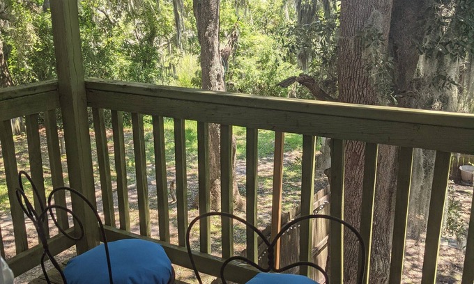 North Charleston House | Robyn's Nest
