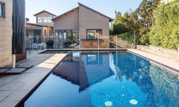 Mount Martha House | Rockleigh Bay - Gas Heated Spa and Solar Heated Pool