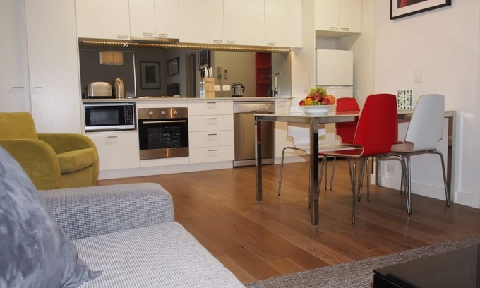 South Yarra Apartment | Rockmans South Yarra is a Boutique style apartment