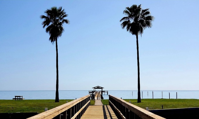 Sailhouse Condo | Rockport, TX - Waterfront Retreat, 2 BDRM 2 Bath