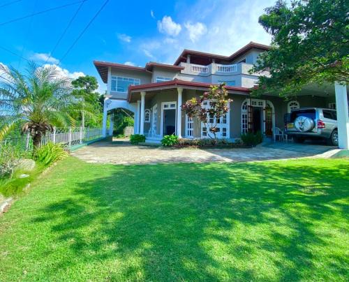 Gurudeniya House | Rockview Gardens Homestay