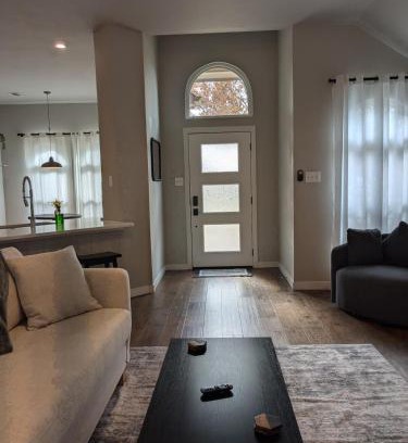 Elmo House | Rockwall Harbor Retreat