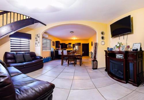 Ciudad Constitucion House | Rocky Point Casa Mango w Pool Walk to Beach