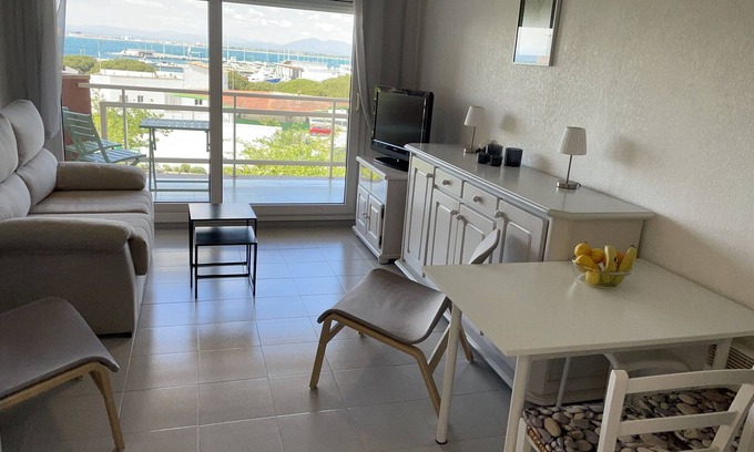 Roses Town Center Apartment | RocMar Piso vista al mar, Cerca playa y centro