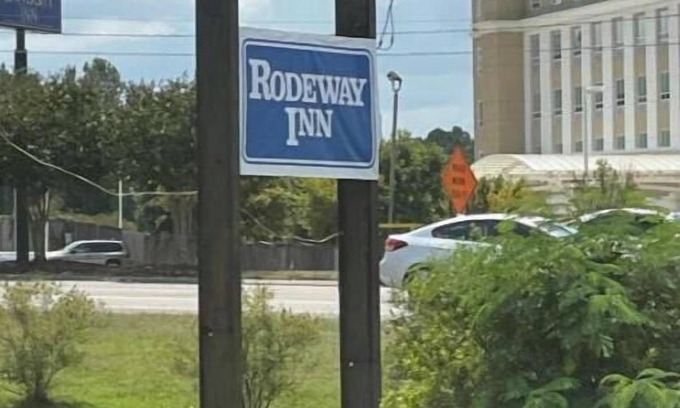 Hattiesburg Apartment | Rodeway Inn Hattiesburg North - King Room - Smoking