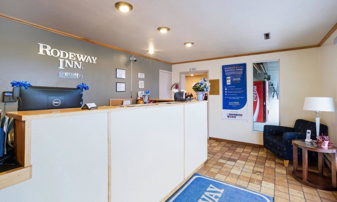 Sergeant Bluff Hotel | Rodeway Inn Sergeant Bluff - Sioux City