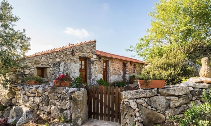 Alqueidao da Serra Other | Roman Road House | Casa da Estrada Romana | Close to Porto de Mós + Fátima