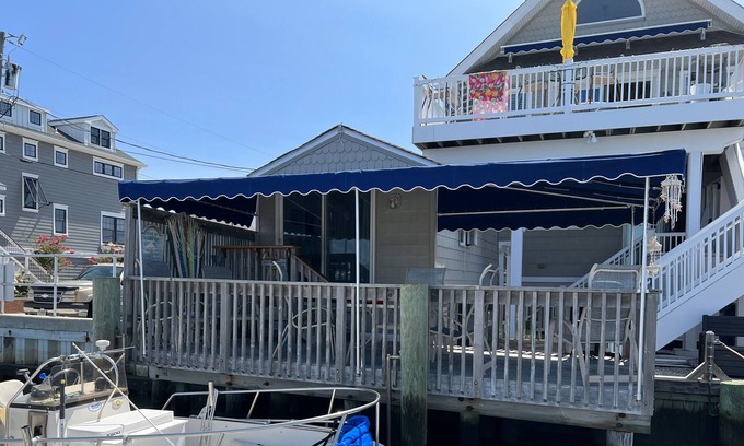 Cape May - Wildwood Cottage | Romantic Bayfront Cottage - Pet Friendly!