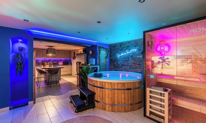 Herrlisheim Bed & Breakfast | ⚜️ Romantic SPA Retreat with Jacuzzi & Sauna | Near Strasbourg - Wellness Luxury