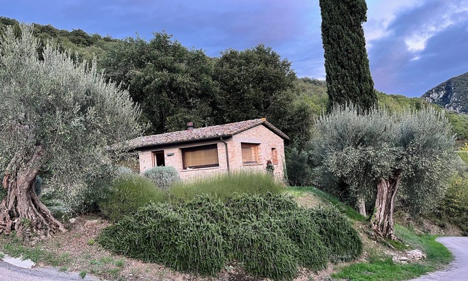Collesanto Cottage | Romantic Umbrian Cottage