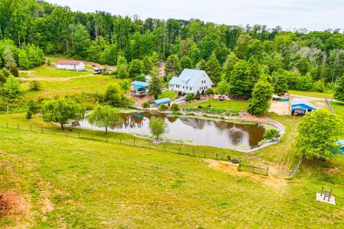 Ronda House | Ronda Home with Hot Tub and Fire Pit, Near Wineries!