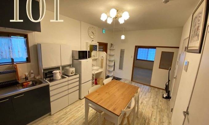 Minato Apartment | Room 101 ground floor 5 minutes by boat to USJ - 101/Osaka Ōsaka