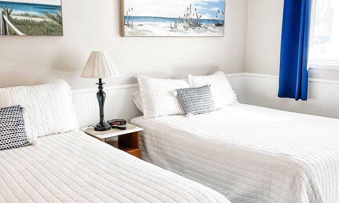 Whitehall Apartment | Room #12