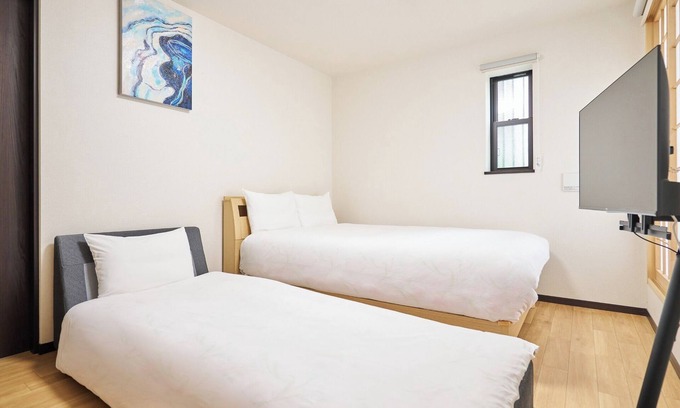 Naniwa Apartment | Room 202 A base for sightseeing in Osaka including Tsutenkaku Dotonbori Osaka Castle Universal - 2nd floor room 202/Osaka Ōsaka
