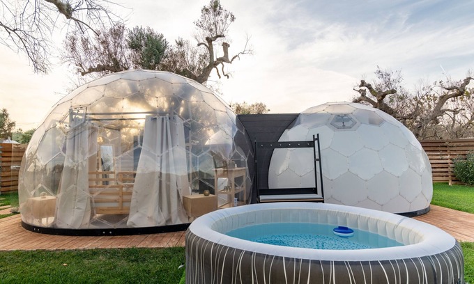 San Vito dei Normanni Apartment | Room 'Atena' with Private Garden and Air Conditioning