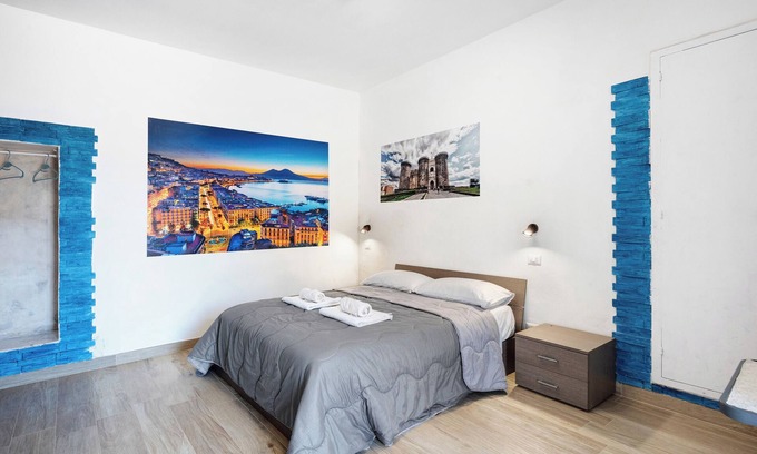 Piazza-Tralia-Pendolo Apartment | Room 'Camera Amalfi Con Vista Montagna' with Mountain View, Wi-Fi and Air Conditioning