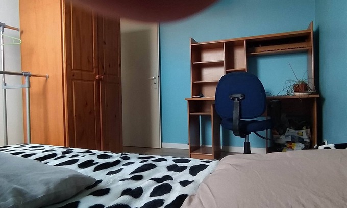 Merignies House | Room in a house 200 m from the greenway