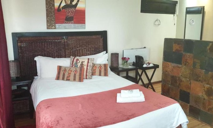 Brooklyn House | Room in Guest room - Brooklyn Guesthouses - Budget Double Room