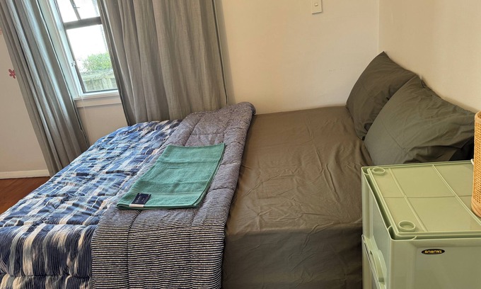 Miramar House | Room near airport Wellington