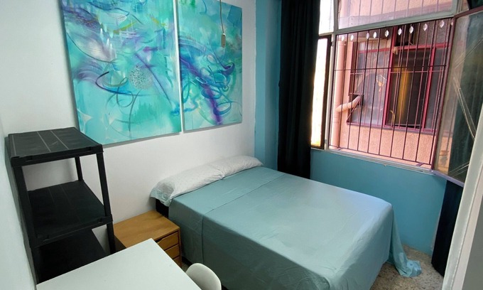 El Parc i la Llacuna del Poblenou Apartment | Room near the beach in Barcelona
